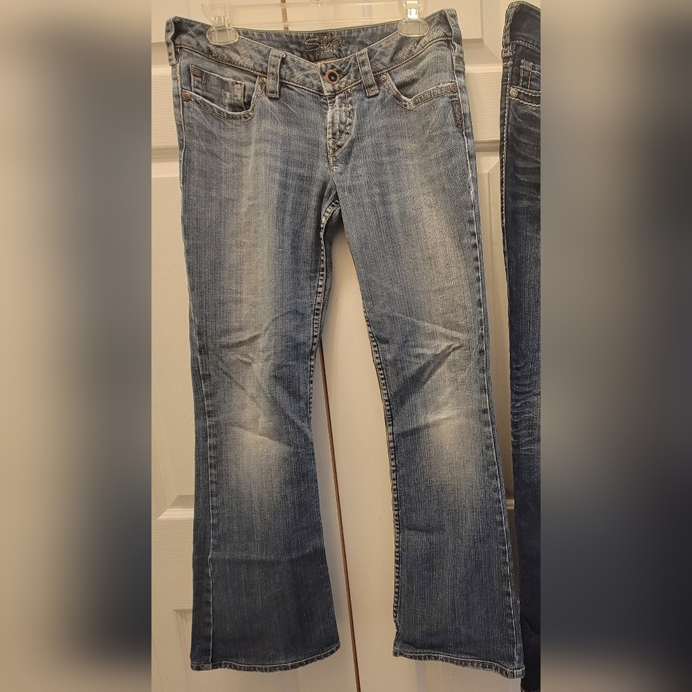 Low Rise Silver Jeans Size 28